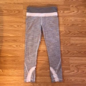 LULULEMON CROPPED LEGGINGS💓